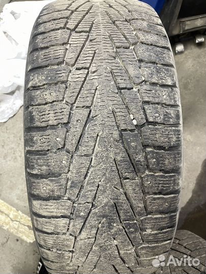 Nokian Tyres Hakkapeliitta 7 285/60 R18