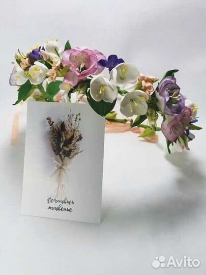 Венок на голову из реалистичных цветов