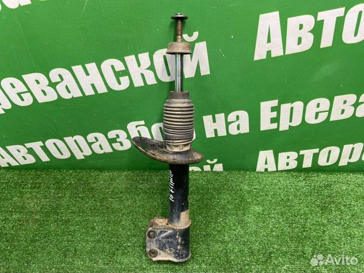 Стойка подвески передняя правая Peugeot 308 EP6