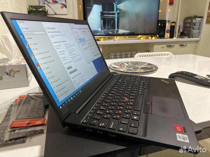 Lenovo Thinkpad e15 i5+ i7/16/rx640