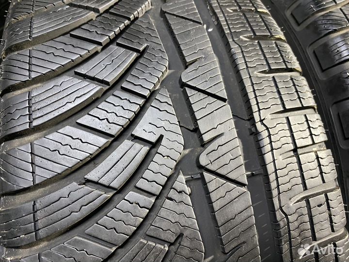 Michelin Pilot Alpin Radial XSE 235/45 R18 98V