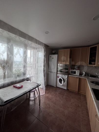 2-к. квартира, 70 м², 11/12 эт.