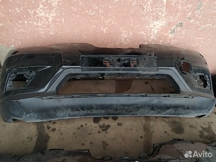 Передний бампер Nissan x-trail