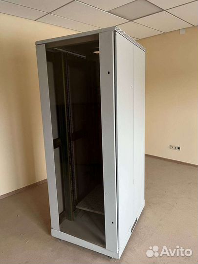 Серверные шкафы