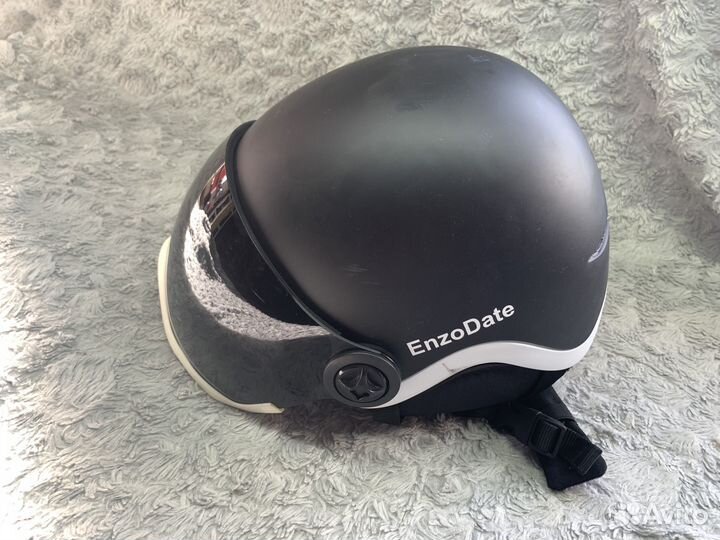 Горнолыжный шлем с визором L(59-61) EnzoDate