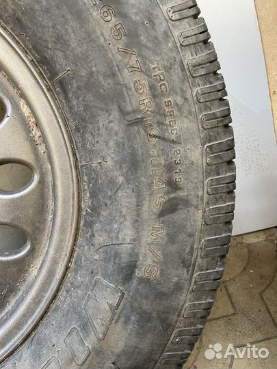 Запасное колесо Cadillac Escalade 2002