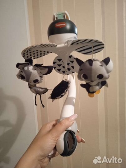 Детский мобиль в кроватку музыкальный