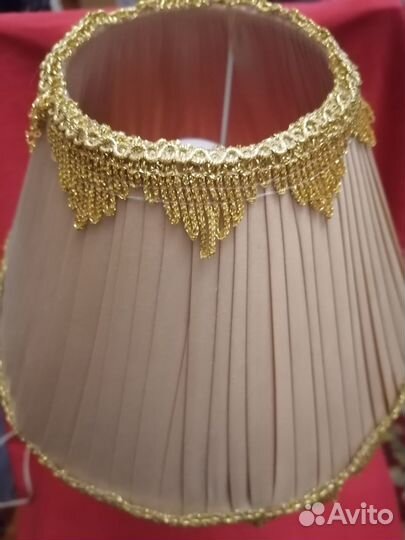 Лампа настольная с абажуром Европа