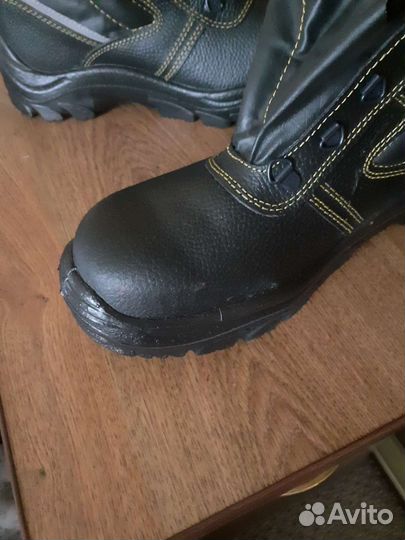 Ботинки рабочие мужские 44 размер новые