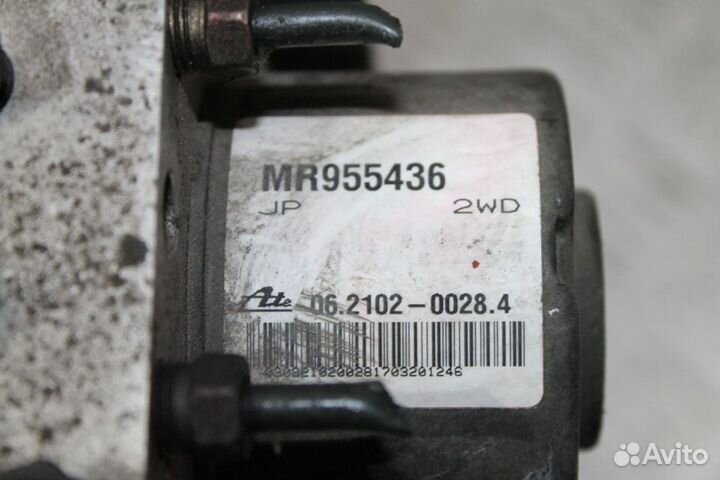 Блок ABS Mitsubishi Grandis NA4W 2WD MN116495