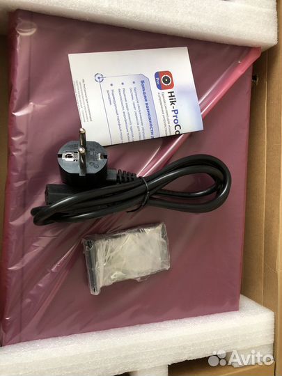 PoE-коммутатор HiWatch DS-S2624P(B) 24 порта