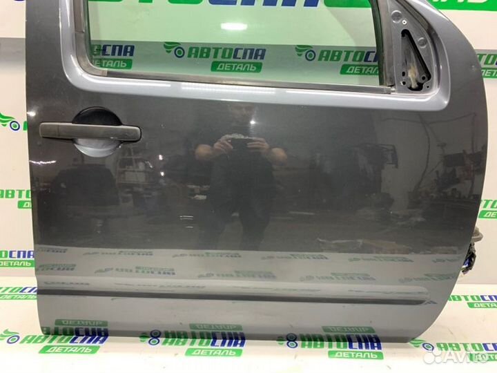 Дверь в сборе передняя правая Nissan Navara пикап