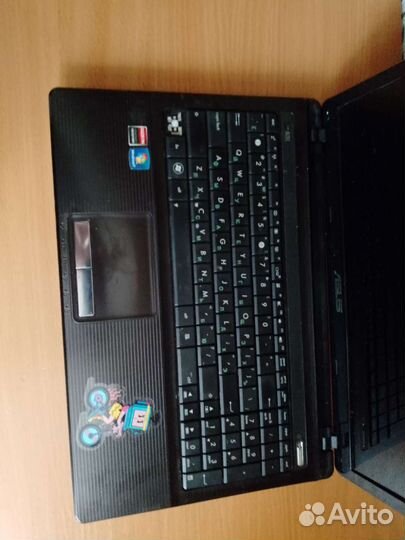 Ноутбук asus