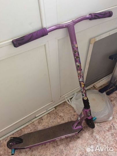 Трюковой самокат mongoose