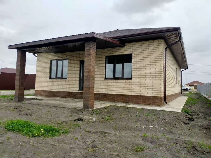 Коттедж 115 м² на участке 8 сот.