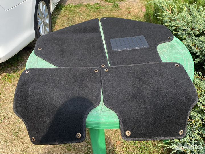 Автомобильные коврики на Тойота Королла 150