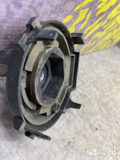 Крышка моторчика отопителя Опель Астра Н Astra h