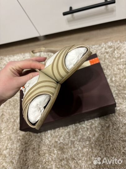 Босоножки женские 39 размер