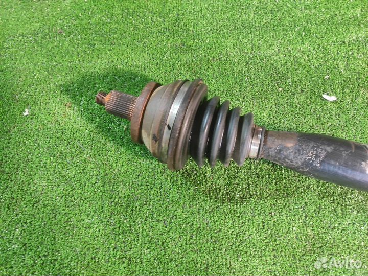 Полуось (привод) передний правый Volkswagen Polo