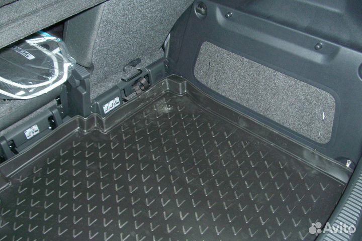 Коврик в багажник Skoda Roomster 2006