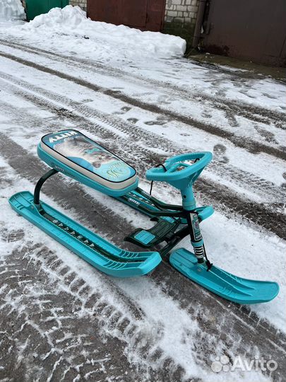 Детский снегокат бу