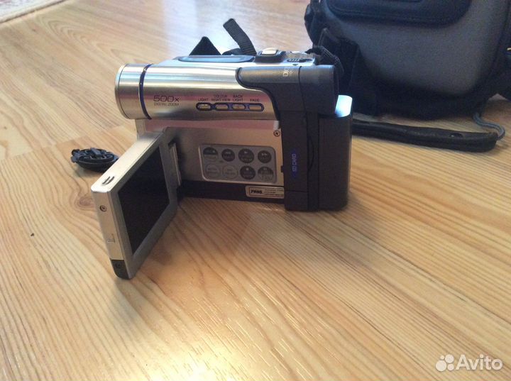 Видеокамера Panasonic кассетная