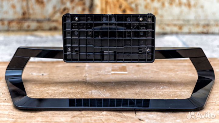 Подставка для телевизора LG LM75 42/47