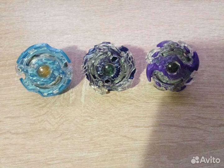 Волчки бейблейд