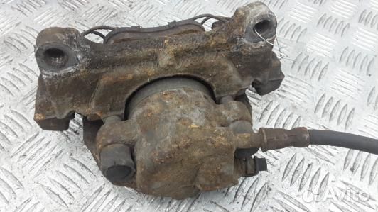 Суппорт тормозной передний правый audi A5 1 (1BS11