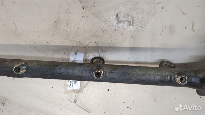 Рампа топливная Mercedes C W203, 2003