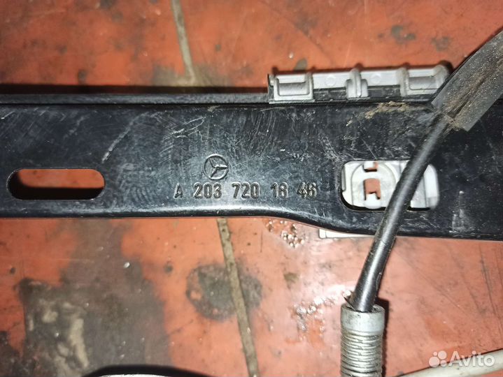 2037201846 Стеклоподъемник Mercedes Benz W203