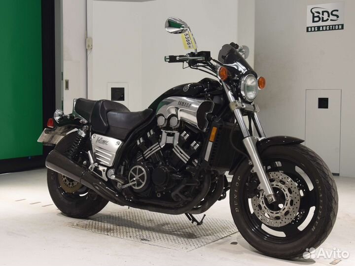 Yamaha V - MAX 1200