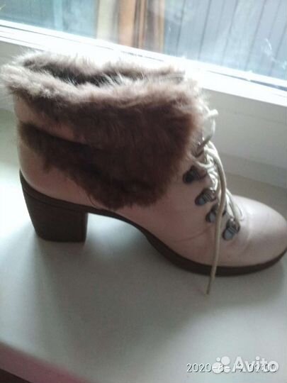 Ботинки женские 39-40 размер