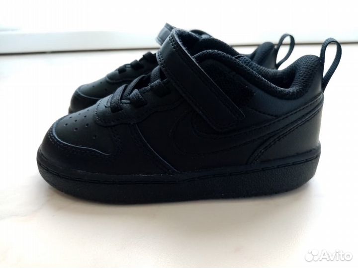Кроссовки nike детские 24