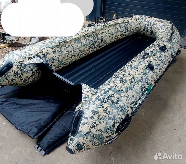 Лодка пвх Gladiator S 380camo