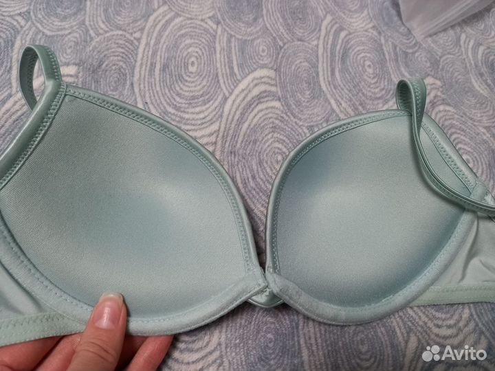 Бюстгалтер новый tezenis 75 B