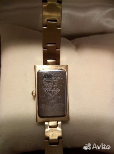 Часы Belmond на браслете женские позолоченные