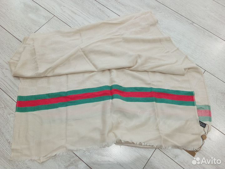 Палантин новый с биркой