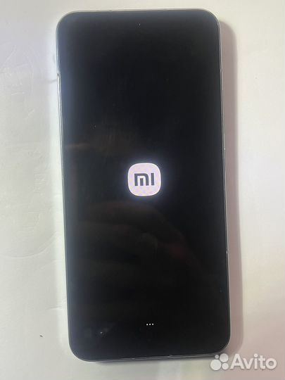 Xiaomi 13, 12/256 ГБ