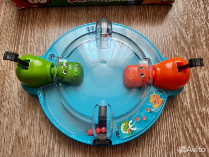 Настольная игра Голодные бегемотики (дорожная верс