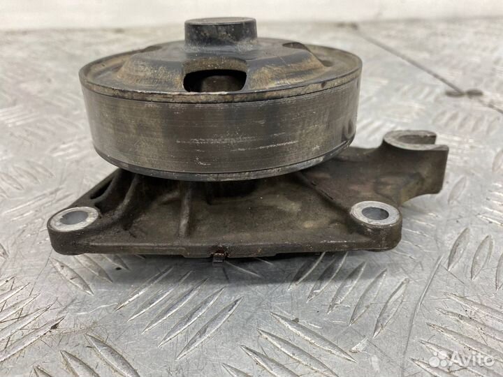 Б/У водяная помпа (охлаждения) Mazda Demio 2 DY3W