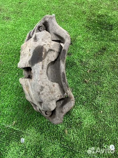 Суппорт передний правый Audi 80 B3 RU 1.8