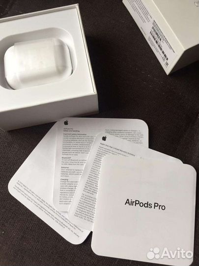 Airpods PRO + чехол