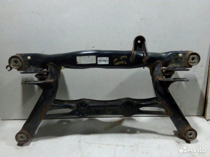 Балка задняя (подрамник) задняя Volkswagen Tiguan