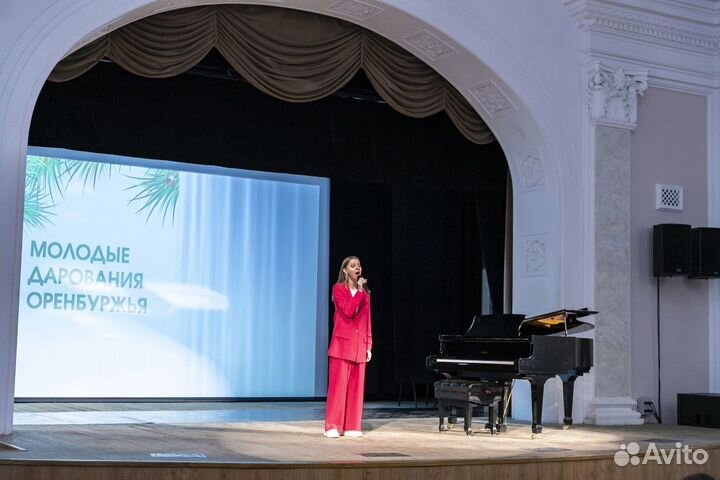 Уроки вокала, сольфеджио и фортепиано