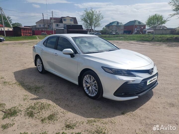 Toyota Camry 2.5 AT, 2021, 11 800 км