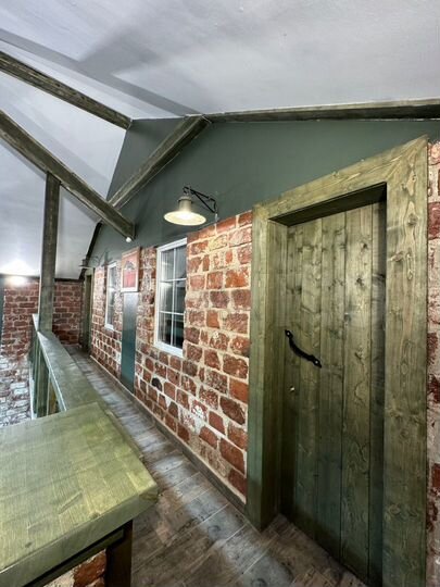 Дом 580,1 м² на участке 15 сот.