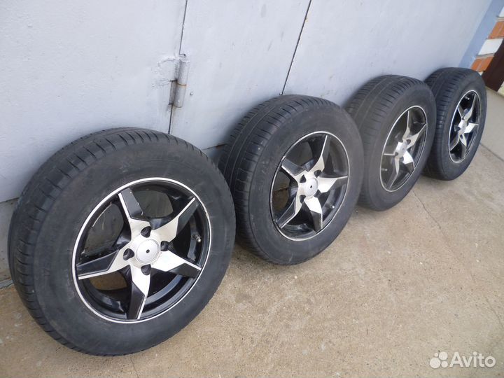 Колеса летние 175 70 r13 Michelin