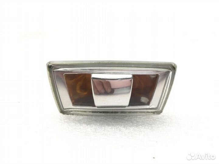 Повторитель поворота в крыло передний левый