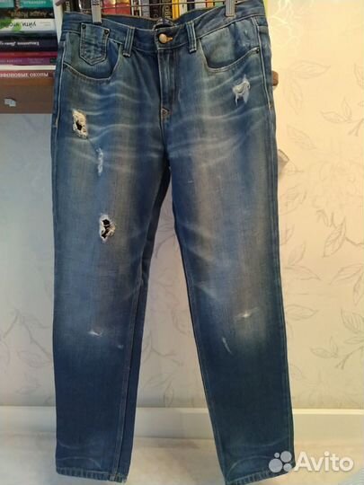 Джинсы женские